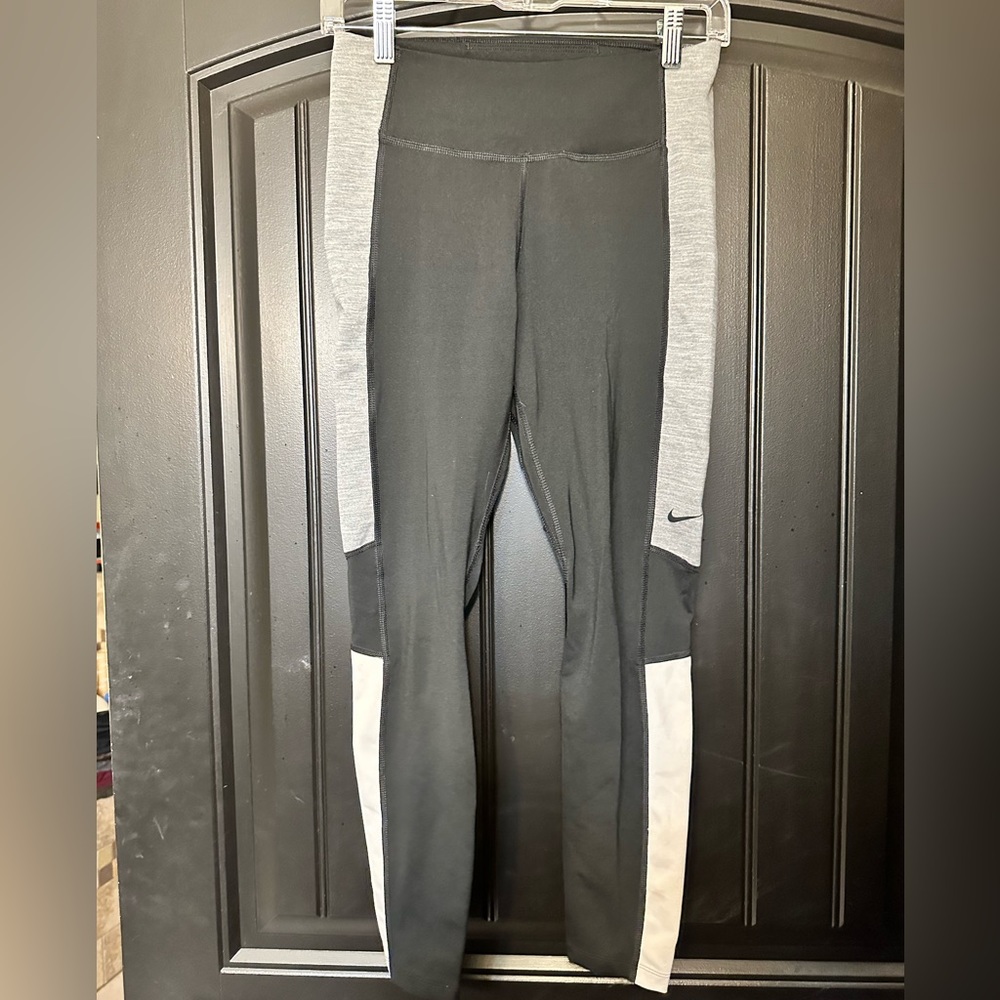 Nike leggings